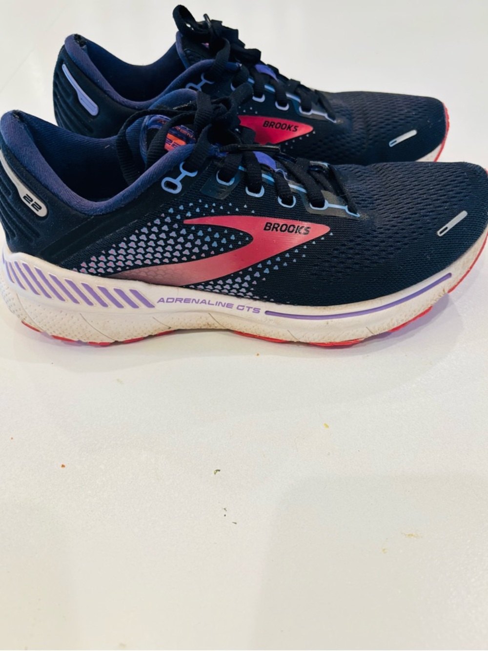 Brooks Women's Navy Running Shoes with Pink and Purple Accents size 8 - Picture 8 of 10